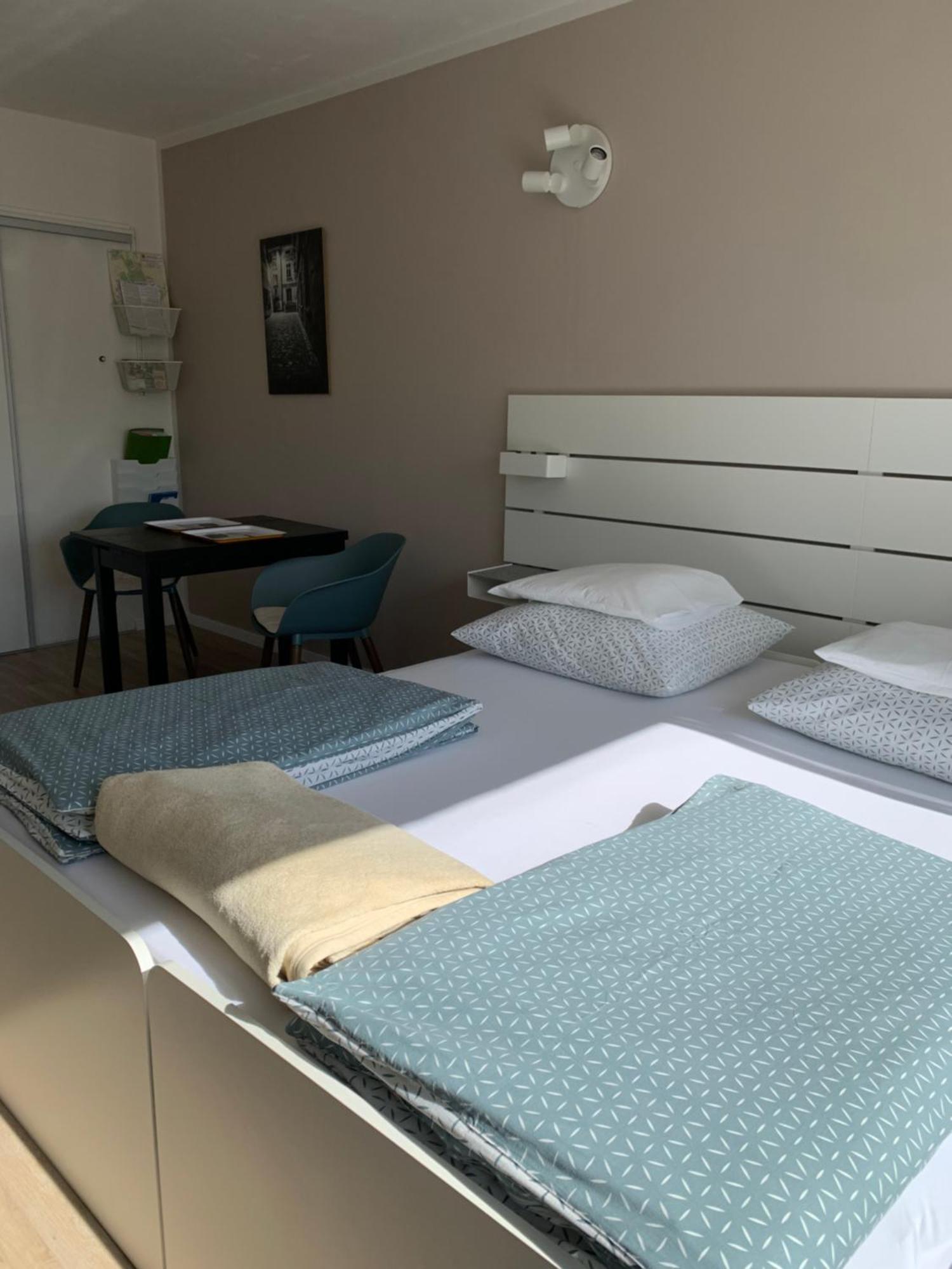 Studiovy Apartman V Zahrade Police nad Metuji Ngoại thất bức ảnh