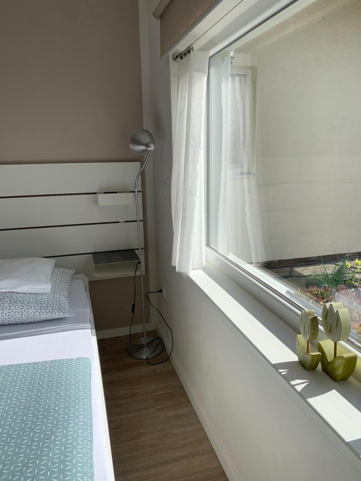 Studiovy Apartman V Zahrade Police nad Metuji Ngoại thất bức ảnh