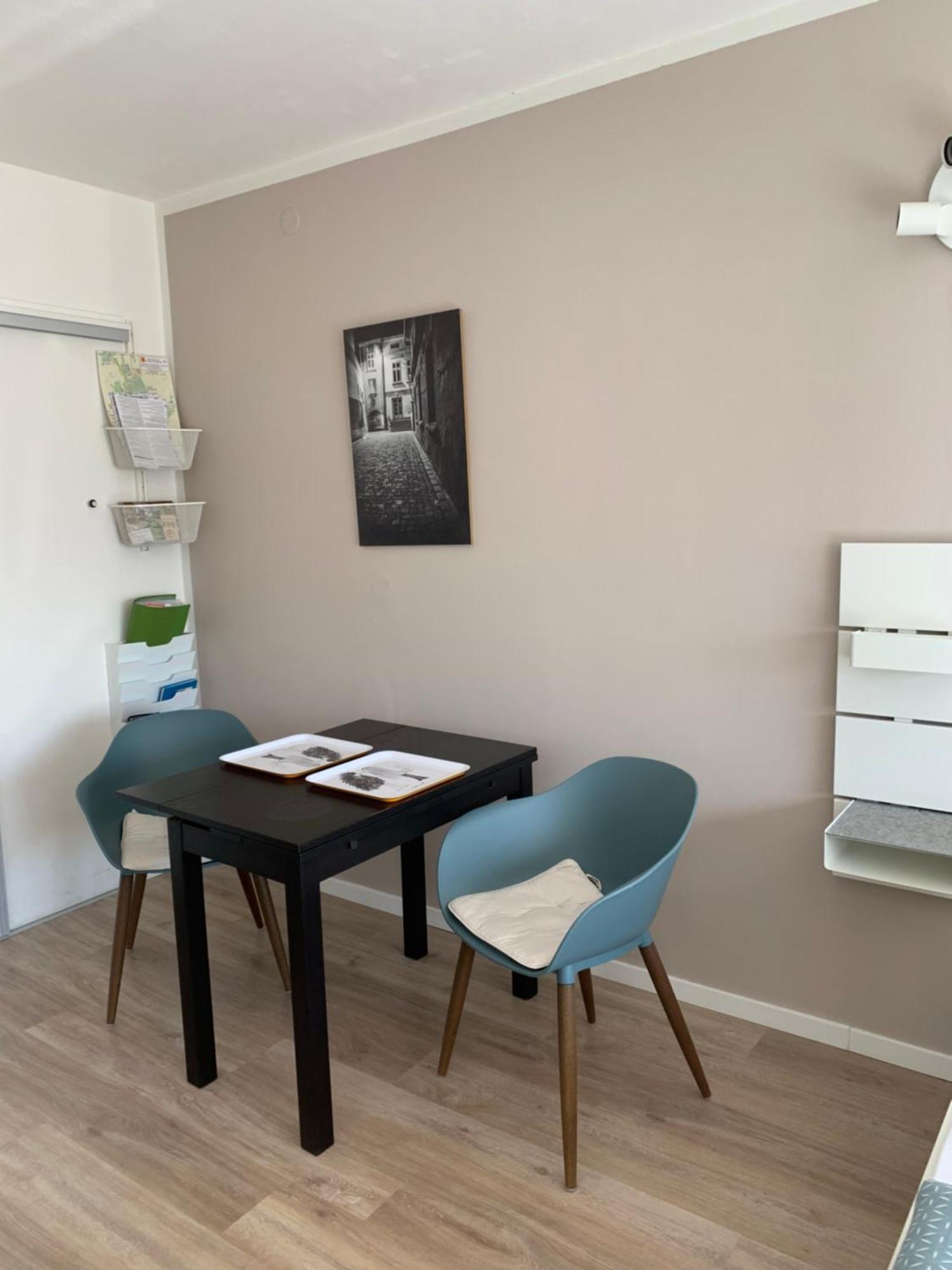 Studiovy Apartman V Zahrade Police nad Metuji Ngoại thất bức ảnh