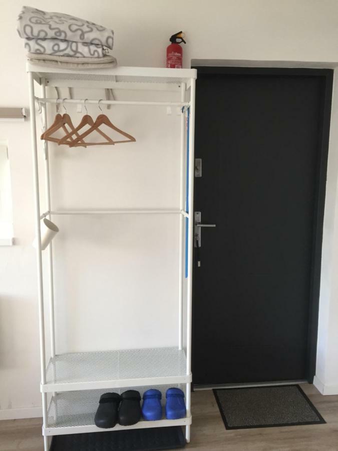 Studiovy Apartman V Zahrade Police nad Metuji Ngoại thất bức ảnh
